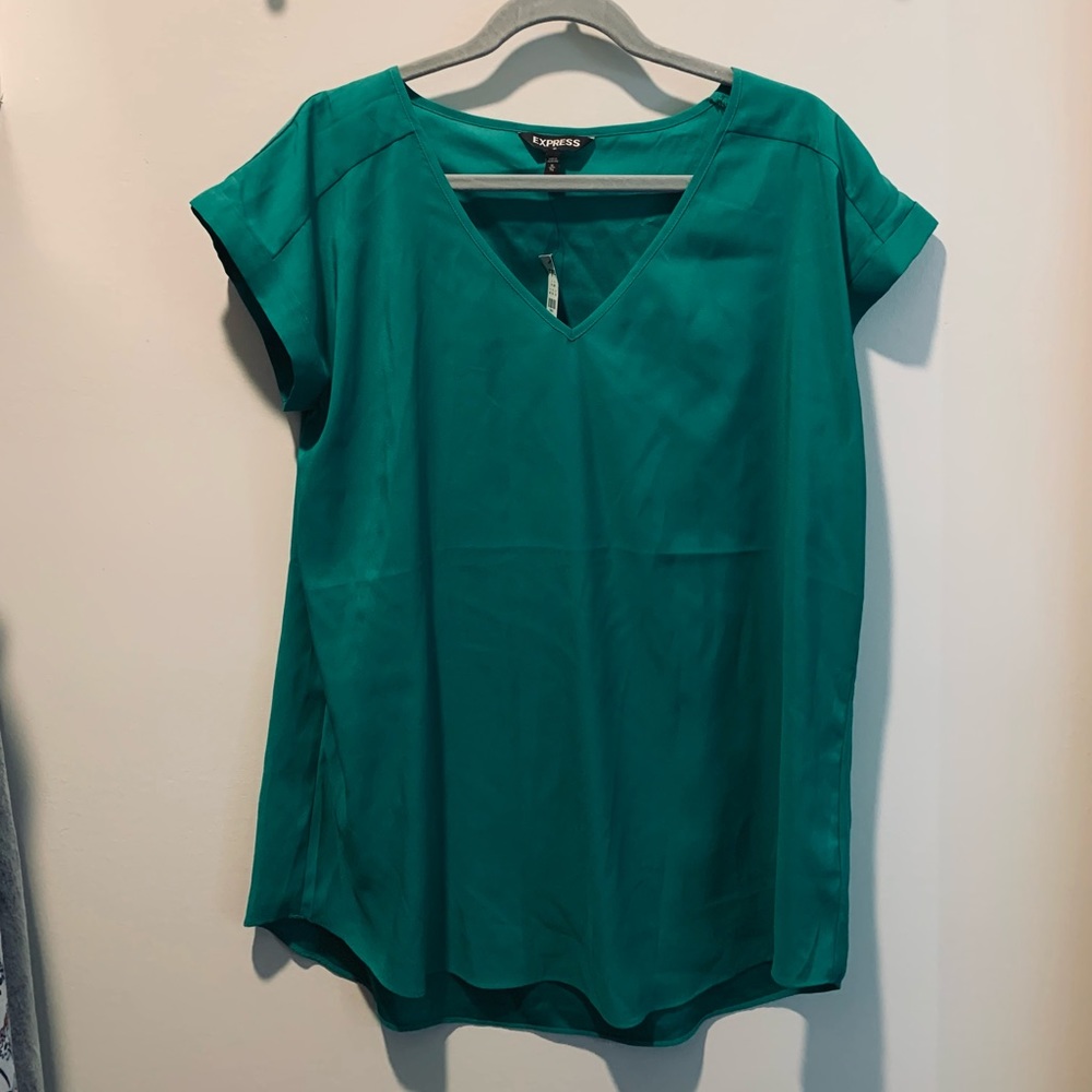 Express Tee
